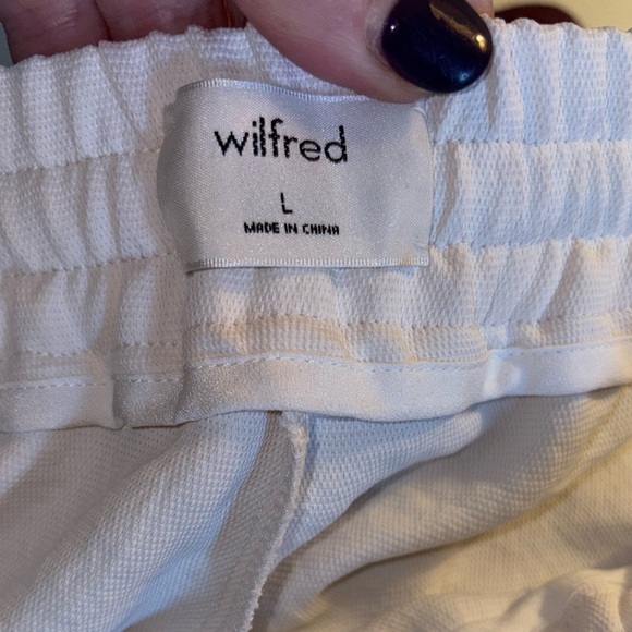 Wilfred Buffon Pants Light Birch Aritzia NWT Size L - Picture 8 of 8
